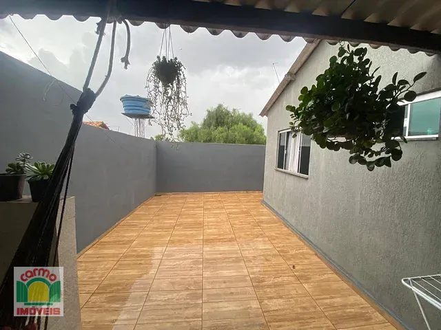 Casa com 200m² 3 quartos e 2 banheiros, à venda, no bairro Residencial Leblon em Anápolis