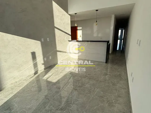 Casa com 240m² 3 quartos e 2 banheiros, à venda, no bairro Cordeirinho em Maricá