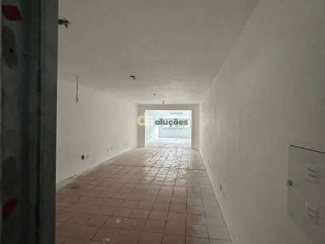 Casa à venda ou para alugar, no bairro Bela Vista em São Paulo