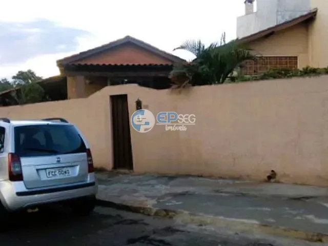 Casa com 208m² 3 quartos e 2 banheiros, à venda, no bairro Hedy em Londrina