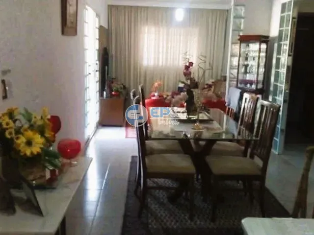 Casa com 208m² 3 quartos e 2 banheiros, à venda, no bairro Hedy em Londrina