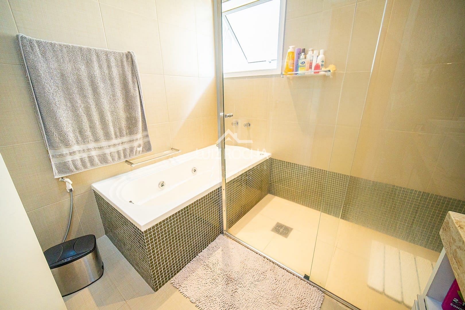 Casa, 4 quartos, 373 m² - Foto 38