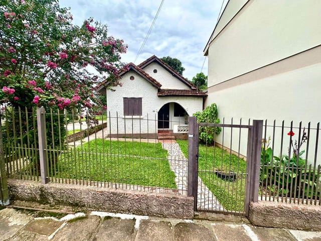 Foto do Casa - Casa com 3 dormitórios, sala de estar, cozinha, banheiro, amplo pátio, 2 vagas no Bairro Bela Vista na cidade de Arroio do Meio / RS. | Executivo Imóveis