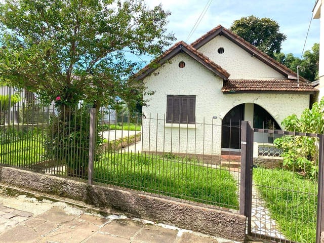 Foto do Casa - Casa com 3 dormitórios, sala de estar, cozinha, banheiro, amplo pátio, 2 vagas no Bairro Bela Vista na cidade de Arroio do Meio / RS. | Executivo Imóveis