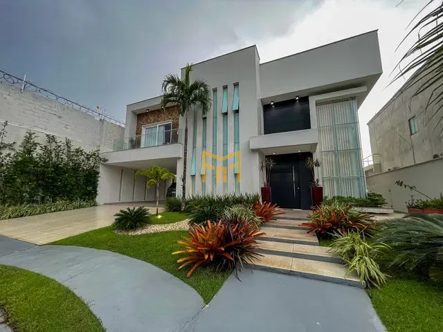 Casa 4 quartos e 6 banheiros, à venda, no bairro Parque Verde em Belém