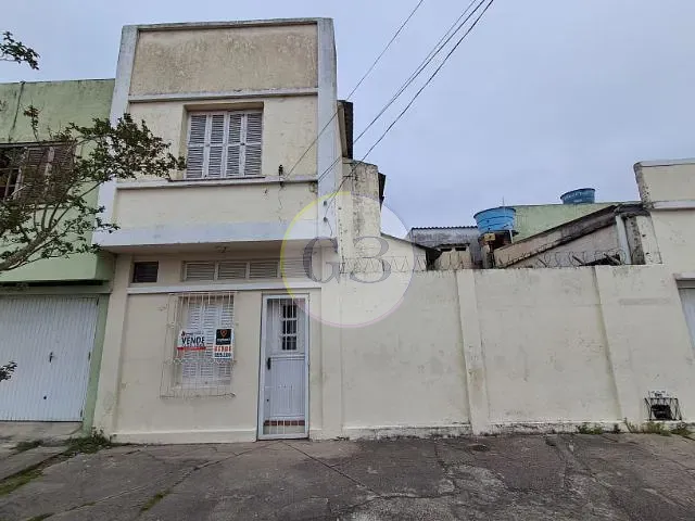 Casa 1 quarto e 1 banheiro, à venda, no bairro Centro em Pelotas