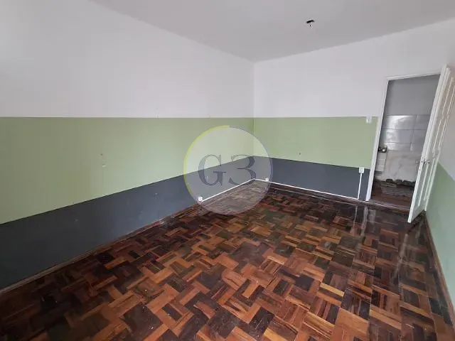 Casa 1 quarto e 1 banheiro, à venda, no bairro Centro em Pelotas
