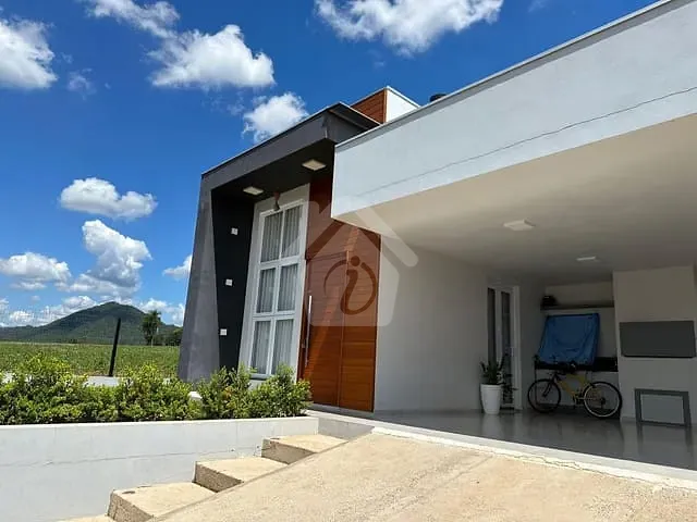 Casa com 179m² 3 quartos e 3 banheiros, à venda, no bairro Boa Vista em Teutônia