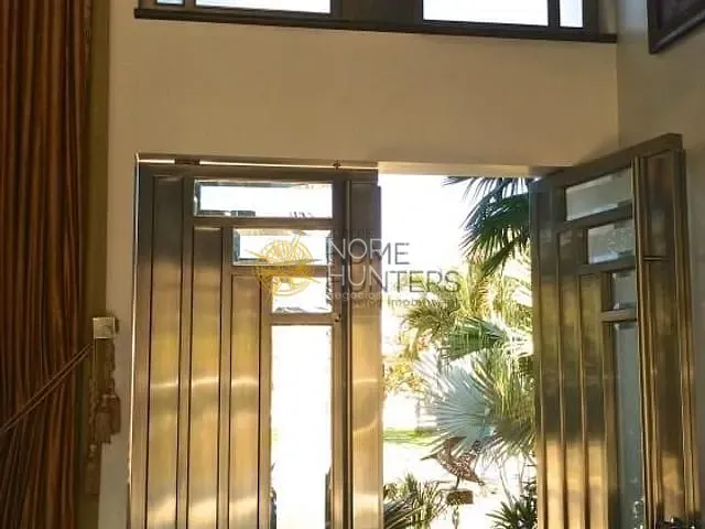 Casa com 650m² 5 quartos e 6 banheiros, para alugar, no bairro Jurerê Internacional em Florianópolis