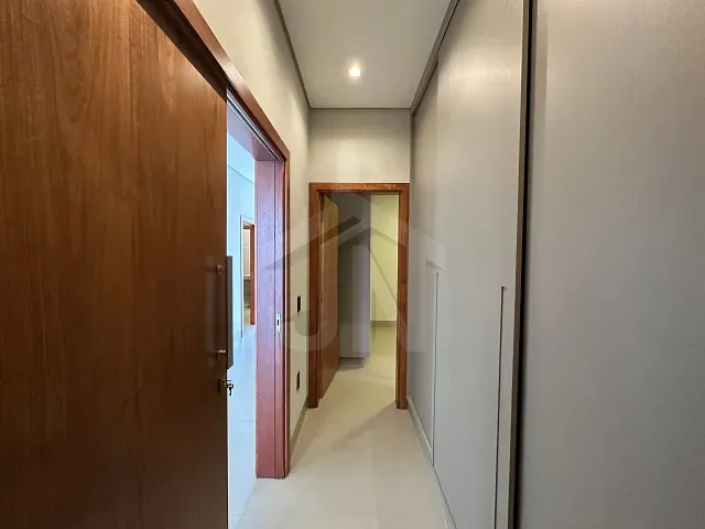 Casa 4 quartos e 5 banheiros, à venda, no bairro Vila do Golf em Ribeirão Preto