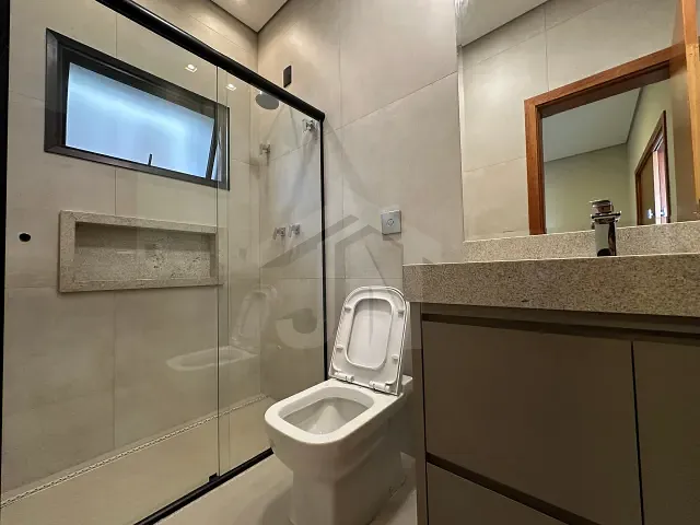 Casa 4 quartos e 5 banheiros, à venda, no bairro Vila do Golf em Ribeirão Preto