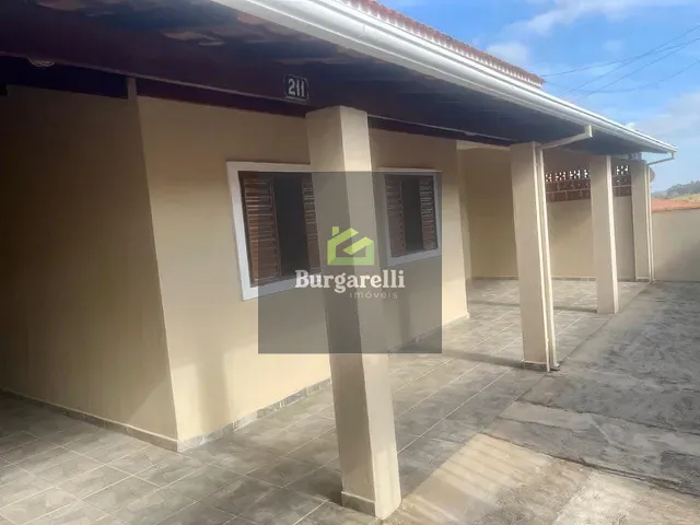 Casa 4 quartos e 2 banheiros, à venda, no bairro Conjunto Habitacional Júlio Sidney Pinto em Lavras