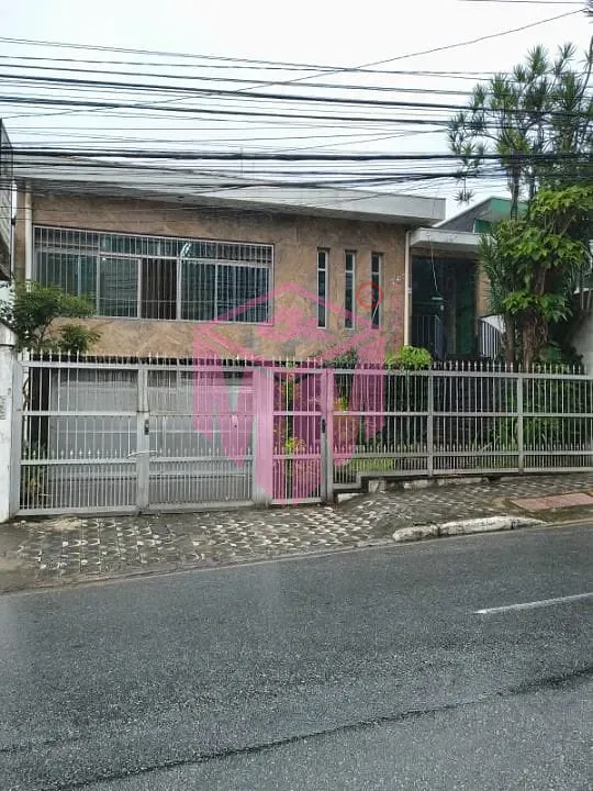 Casa, 1 quarto, 256 m² - Foto 1