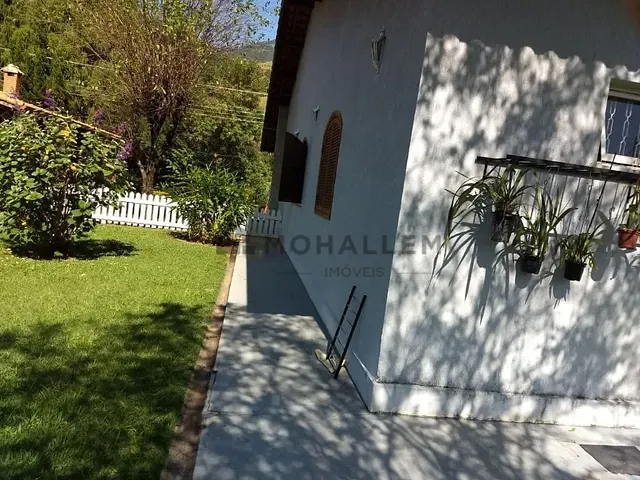 Casa com 920m² 3 quartos e 2 banheiros, à venda, no bairro Santa Rosa em Itajubá