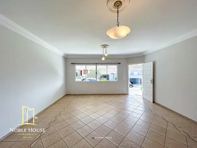 Casa com 360m² 3 quartos e 4 banheiros, à venda, no bairro Pinheirinho em Vinhedo
