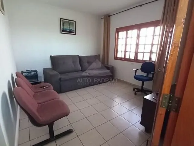 Casa com 250m² 3 quartos e 1 banheiro, à venda, no bairro Jardim Zaira em Mauá