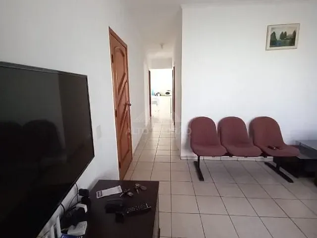 Casa com 250m² 3 quartos e 1 banheiro, à venda, no bairro Jardim Zaira em Mauá