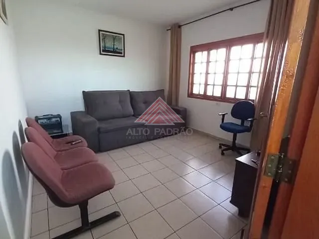 Casa com 250m² 3 quartos e 1 banheiro, à venda, no bairro Jardim Zaira em Mauá