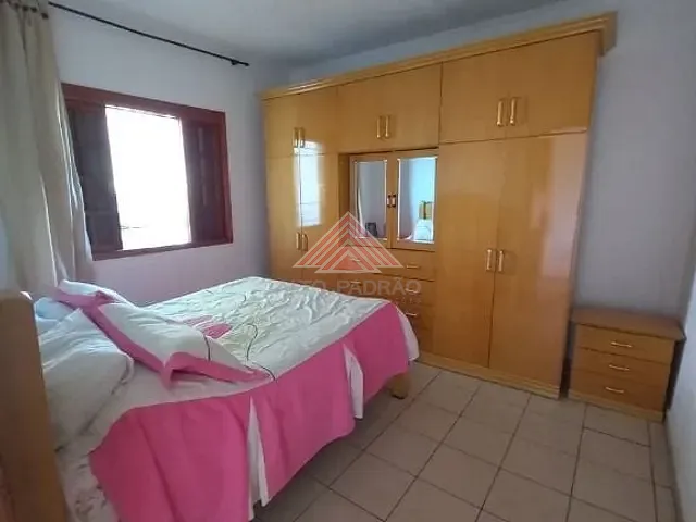 Casa com 250m² 3 quartos e 1 banheiro, à venda, no bairro Jardim Zaira em Mauá