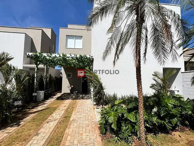 Casa 3 quartos e 4 banheiros, à venda, no bairro Jardins Cannes em Aparecida de Goiânia