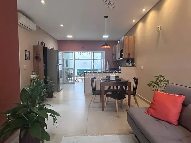Casa com 150m² 3 quartos e 2 banheiros, à venda, no bairro Villa Di Cesar em Mogi das Cruzes
