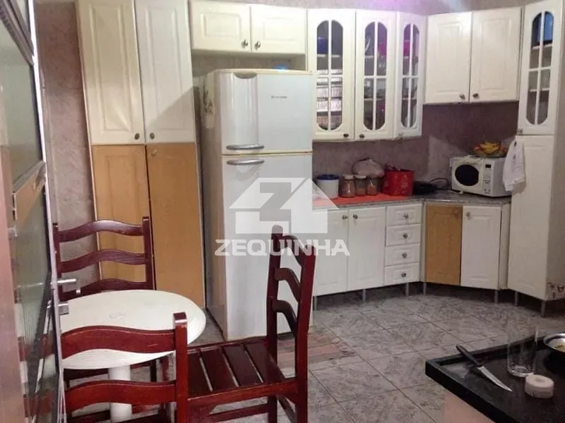 Casa, 4 quartos, 186 m² - Foto 8