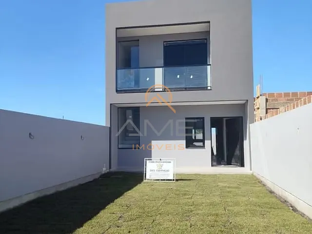 Casa 3 quartos e 3 banheiros, à venda, no bairro Três Vendas em Pelotas