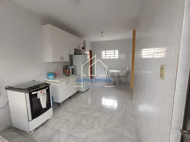 Casa com 250m² 2 quartos e 1 banheiro, à venda, no bairro Residencial e Comercial Cidade Jardim em Pindamonhangaba