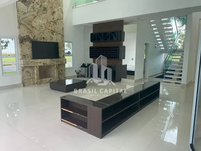 Casa com 1050m² 4 quartos e 4 banheiros, à venda ou para alugar, no bairro Parque Reserva Fazenda Imperial em Sorocaba