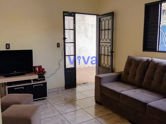 Casa com 408m² 3 quartos e 2 banheiros, à venda, no bairro Jardim Buriti Sereno em Aparecida de Goiânia