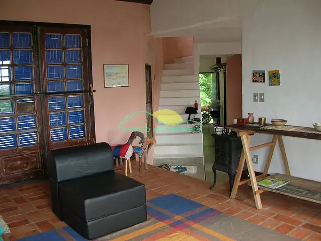 Casa com 365m² 2 quartos e 2 banheiros, à venda, no bairro Morro das Pedras em Florianópolis