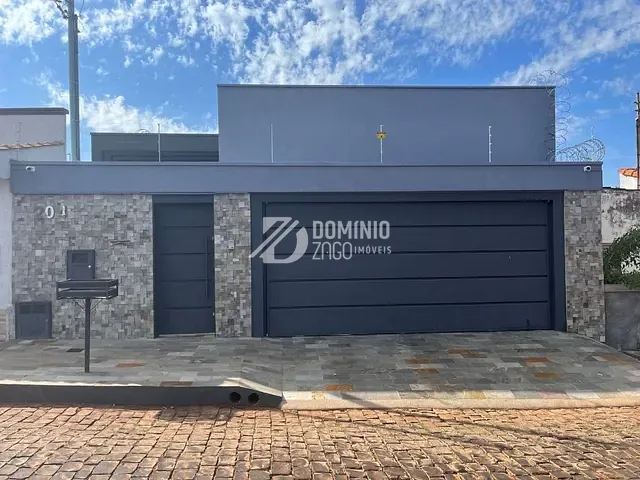Casa com 400m² 3 quartos e 4 banheiros, à venda, no bairro Conquista em Conquista