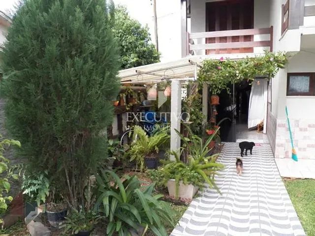 Casa com 1100m² 4 quartos e 5 banheiros, à venda, no bairro Centro em Arroio Do Meio