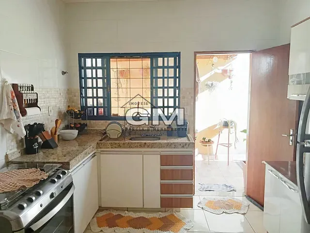 Casa com 168m² 2 quartos e 2 banheiros, à venda, no bairro Residencial e Comercial Palmares em Ribeirão Preto