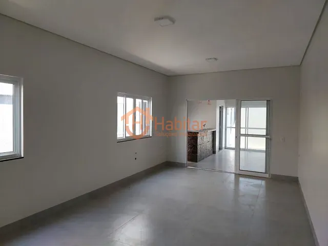 Casa com 288m² 3 quartos e 3 banheiros, à venda, no bairro Santa Clara em Sorriso