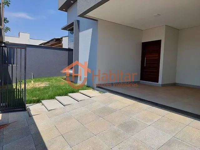 Casa com 288m² 3 quartos e 3 banheiros, à venda, no bairro Santa Clara em Sorriso