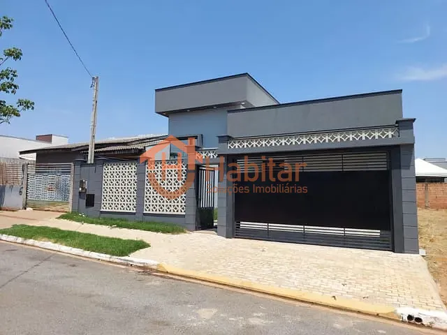 Casa com 288m² 3 quartos e 3 banheiros, à venda, no bairro Santa Clara em Sorriso