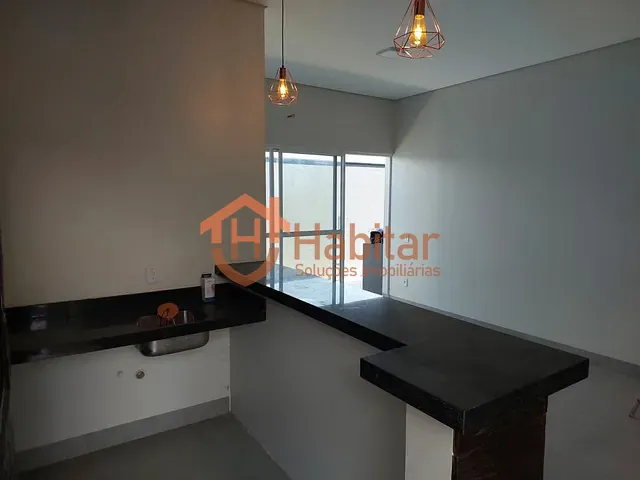 Casa com 288m² 3 quartos e 3 banheiros, à venda, no bairro Santa Clara em Sorriso