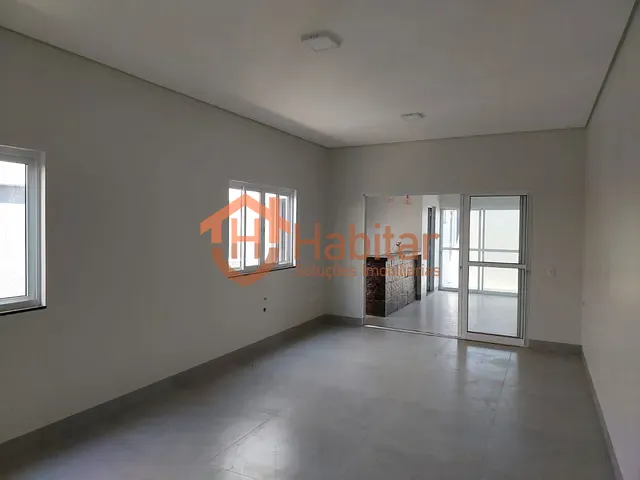 Casa com 288m² 3 quartos e 3 banheiros, à venda, no bairro Santa Clara em Sorriso
