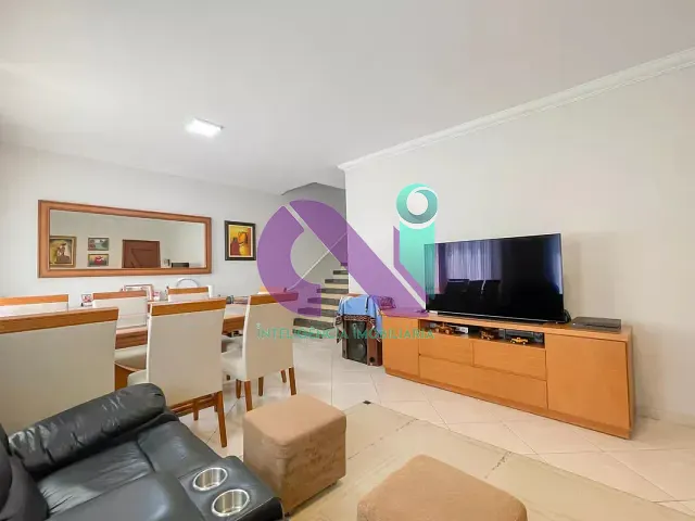 Sobrado com 184m² 4 quartos e 5 banheiros, à venda, no bairro Bela Vista em Osasco