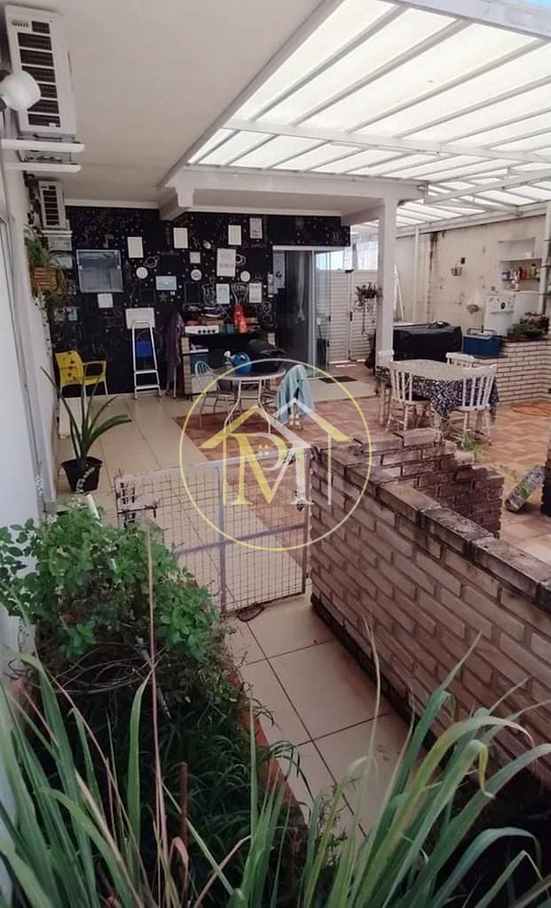 Casa à venda com 2 quartos, 177m² - Foto 11