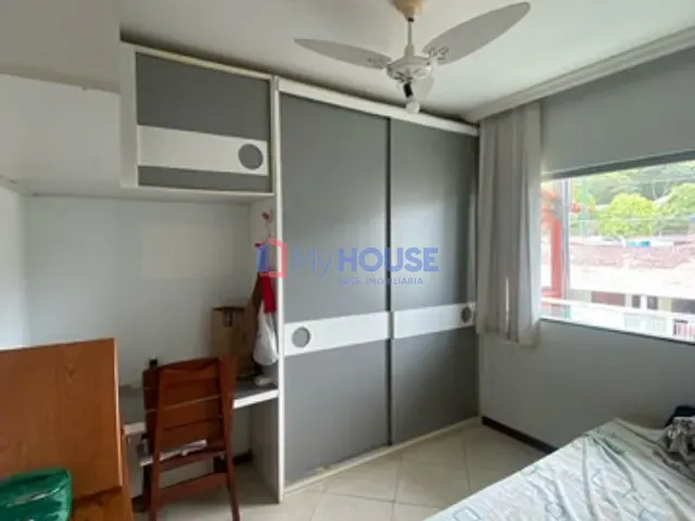 Casa com 249m² 4 quartos e 3 banheiros, à venda, no bairro Hernani Sá em Ilhéus
