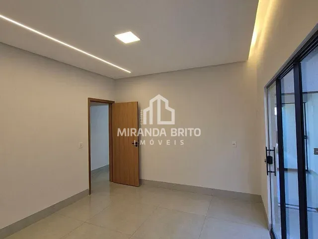 Casa 3 quartos e 2 banheiros, à venda, no bairro Parque Veiga Jardim em Aparecida de Goiânia