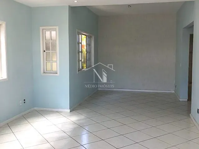 Casa com 360m² 4 quartos e 2 banheiros, à venda, no bairro São José do Imbassaí em Maricá