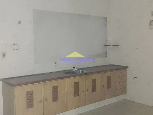 Casa com 235m² 3 quartos e 2 banheiros, à venda, no bairro Centro em Capivari