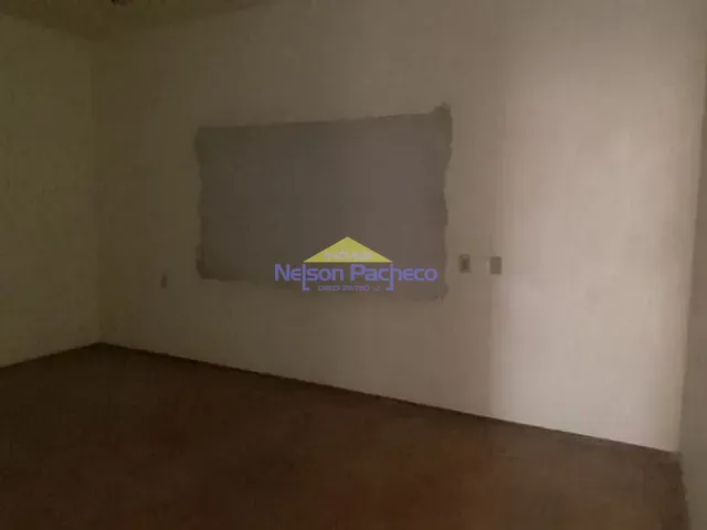 Casa com 235m² 3 quartos e 2 banheiros, à venda, no bairro Centro em Capivari