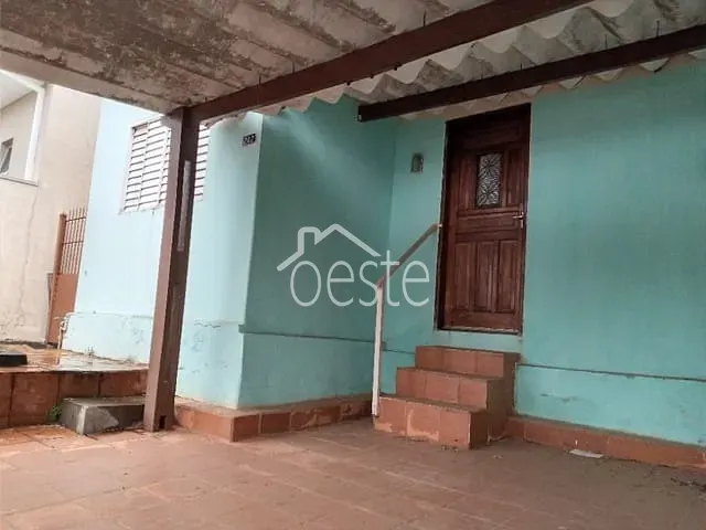 Casa com 205m² 2 quartos e 1 banheiro, à venda, no bairro Vila Aparecida em Santa Bárbara D'Oeste
