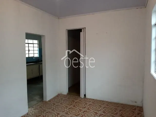Casa com 205m² 2 quartos e 1 banheiro, à venda, no bairro Vila Aparecida em Santa Bárbara D'Oeste