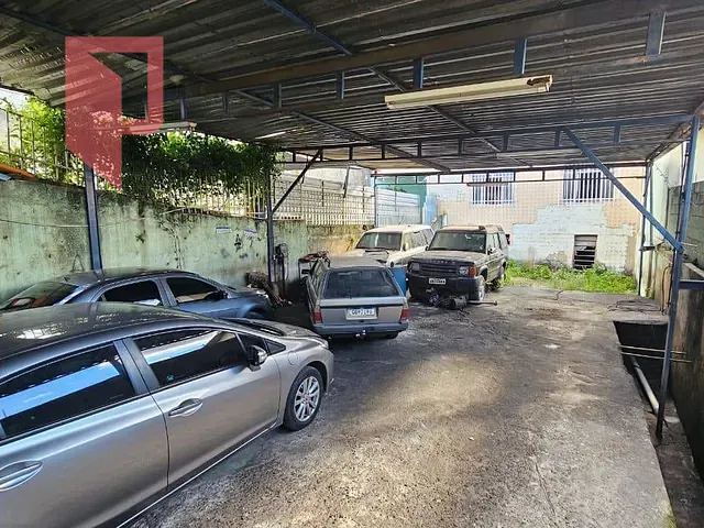 Casa 3 quartos e 2 banheiros, à venda, no bairro Caiçaras em Belo Horizonte