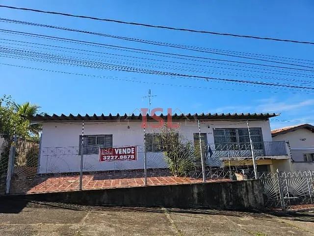 Casa com 459m² 4 quartos e 2 banheiros, à venda, no bairro Vila Mimosa em Campinas